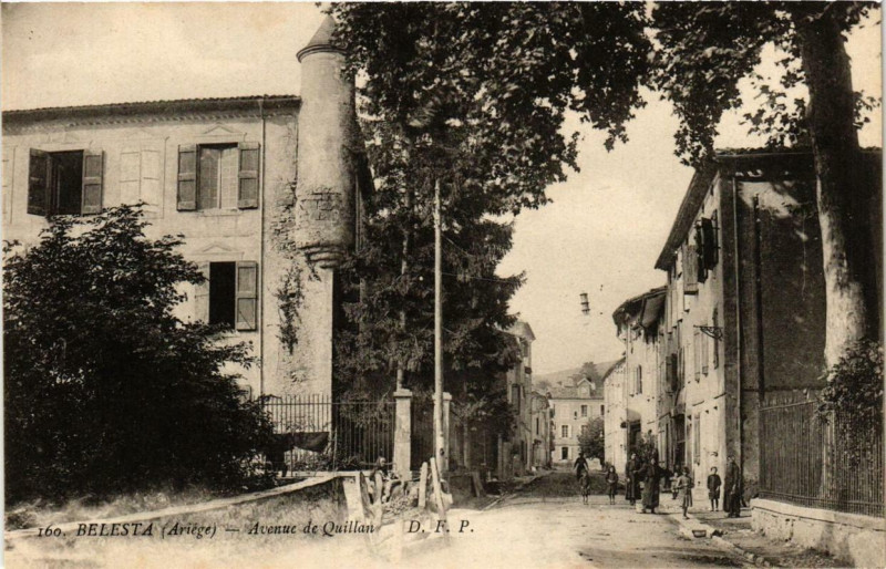 Carte postale ancienne Belesta Avenue de Quillan à Bélesta