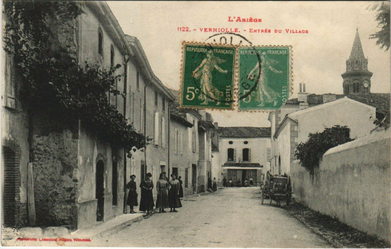 Carte postale ancienne Verniolle Entrée du Village à Verniolle