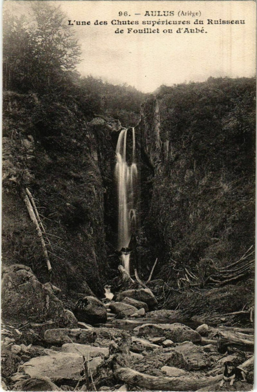 Carte postale ancienne Aulus- Une des Chutes superieures du Ruisseau France