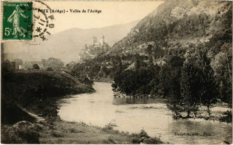 Carte postale ancienne Foix- Vallee de l'Ariege France à Foix