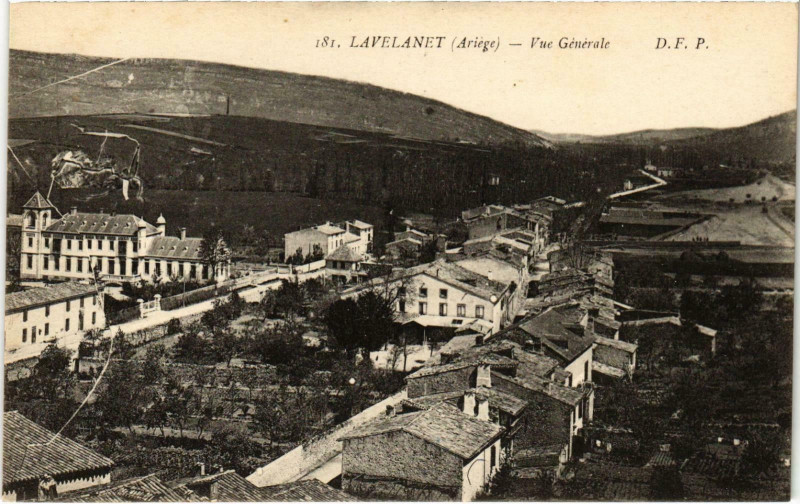 Carte postale ancienne Lavelanet Vue générale Ariege à Lavelanet