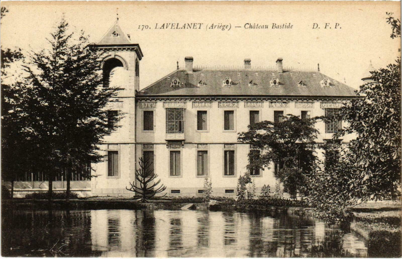 Carte postale ancienne Lavelanet Chateau Bastide Ariege à Lavelanet
