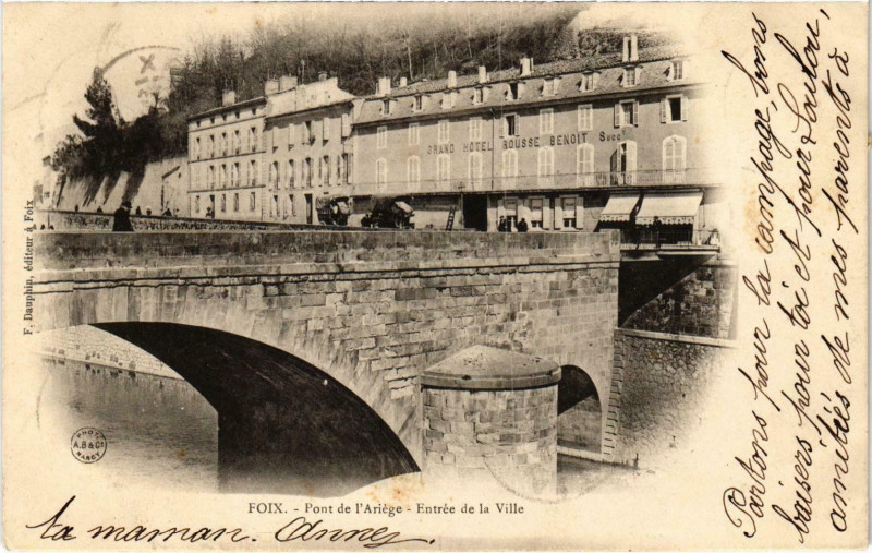 Carte postale ancienne Foix Pont de l'Ariege Entrée de la Ville Ariege à Foix