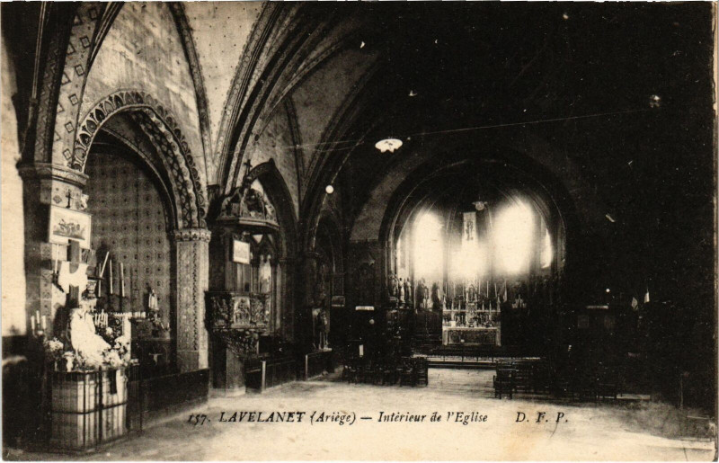 Carte postale ancienne Lavelanet Intérieur de l'Eglise Ariege à Lavelanet