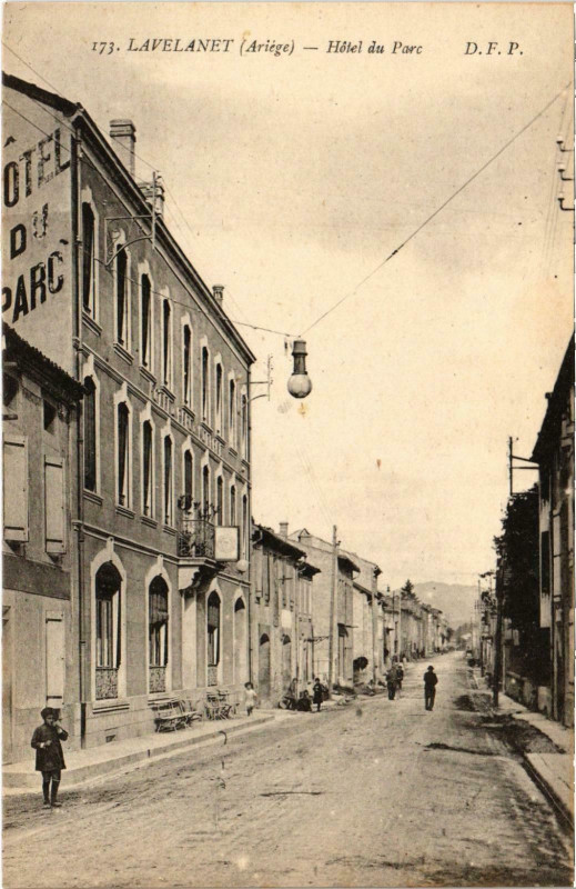 Carte postale ancienne Lavelanet Hotel du Parc Ariege à Lavelanet
