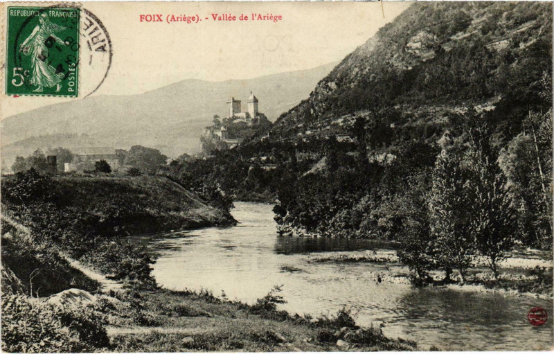 Carte postale ancienne Foix Vallee de Ariege à Foix