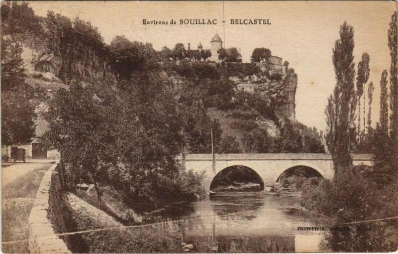 Carte postale ancienne Environs de Souillac - Belcastel à Souillac