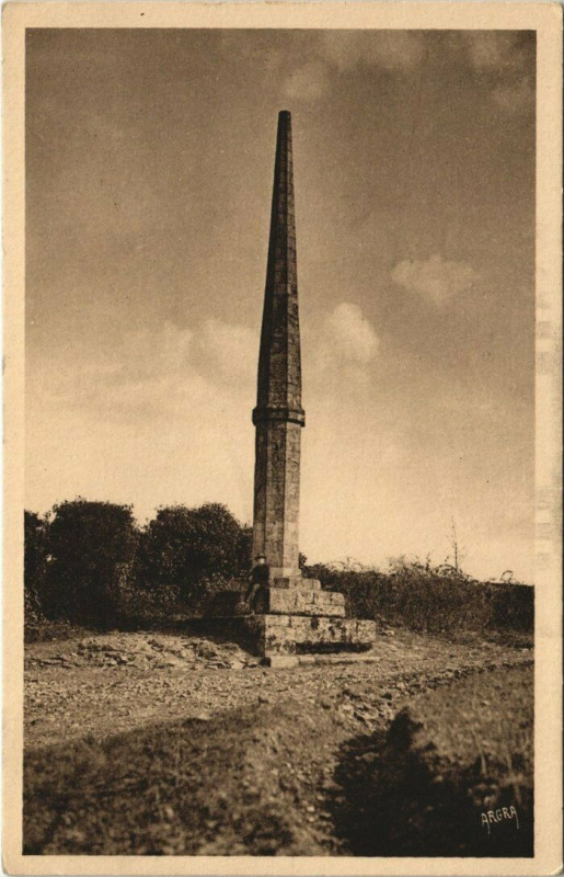 Carte postale ancienne Figeac (en-Quercy) Lo guyo del cingle (l'aiguille du cingle) à Figeac