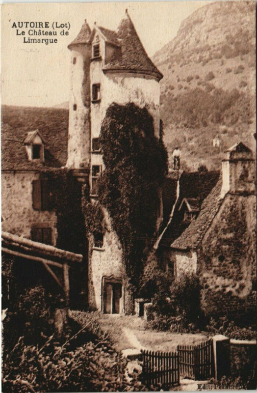 Carte postale ancienne Autoire Le Chateau de Limargue à Autoire