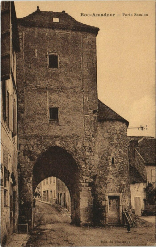 Carte postale ancienne Roc-Amadour - Porte Samlon Edit du Pelerinage