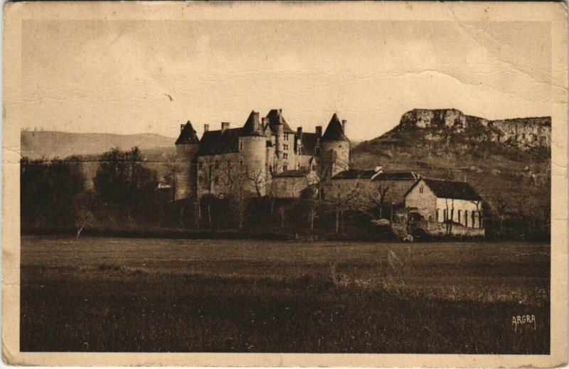 Carte postale ancienne Chateau de Montal pres de Saint-Cere à Saint-Céré