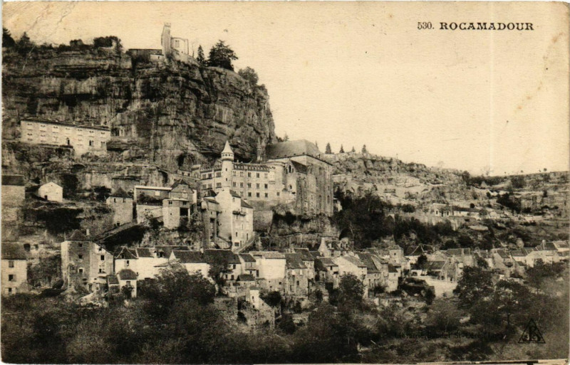 Carte postale ancienne Lot Rocamadour Panorama Ville Chateau à Rocamadour