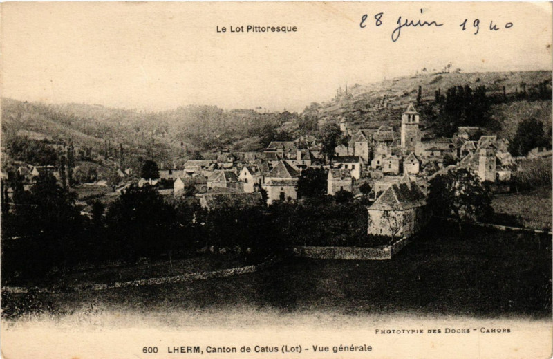 Carte postale ancienne Lherm Canton de Catus - Vue générale à Lherm