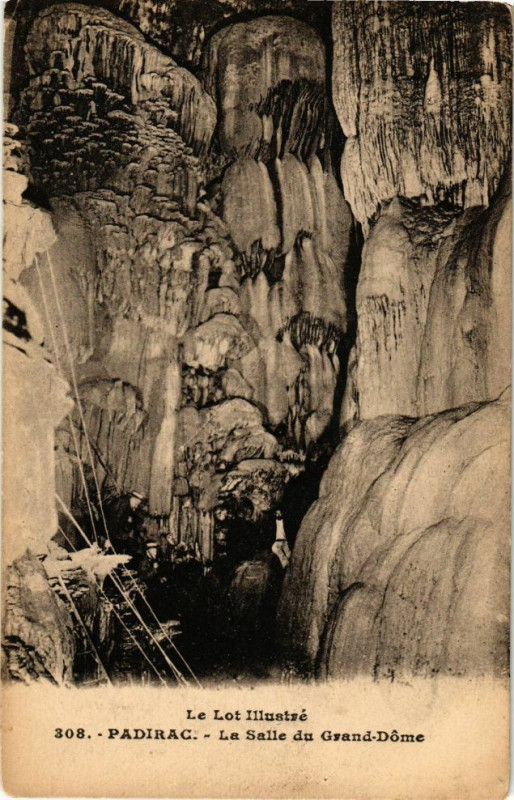 Carte postale ancienne Le Lot Illustre - Pairac - La Salle du Grand-Dome
