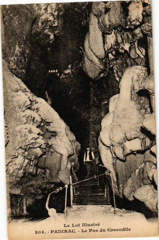 Carte postale ancienne Le Lot Illustre - Padirac - Le Pas du Crocodile à Padirac