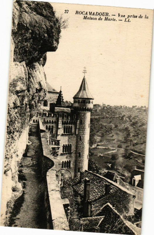 Carte postale ancienne Rocamadour - Vue prise de la Maison de Marie à Rocamadour