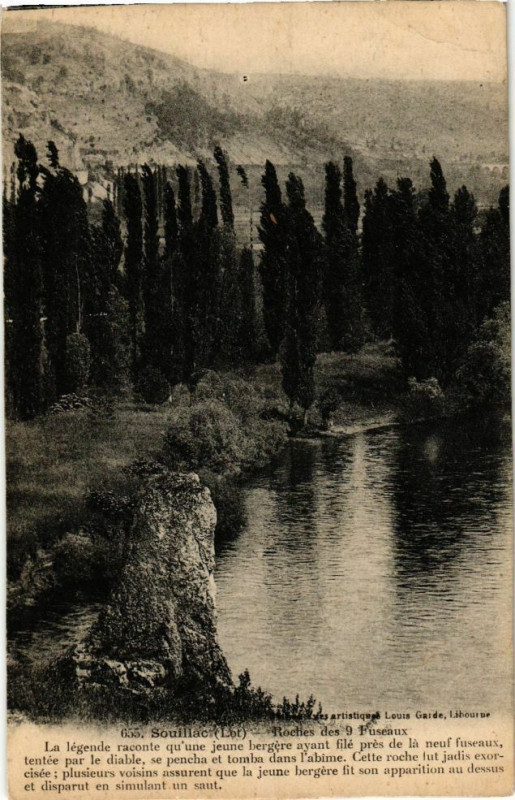 Carte postale ancienne Souillac - Roches des 9 Foseaux - La Legende raconte qu'une à Souillac