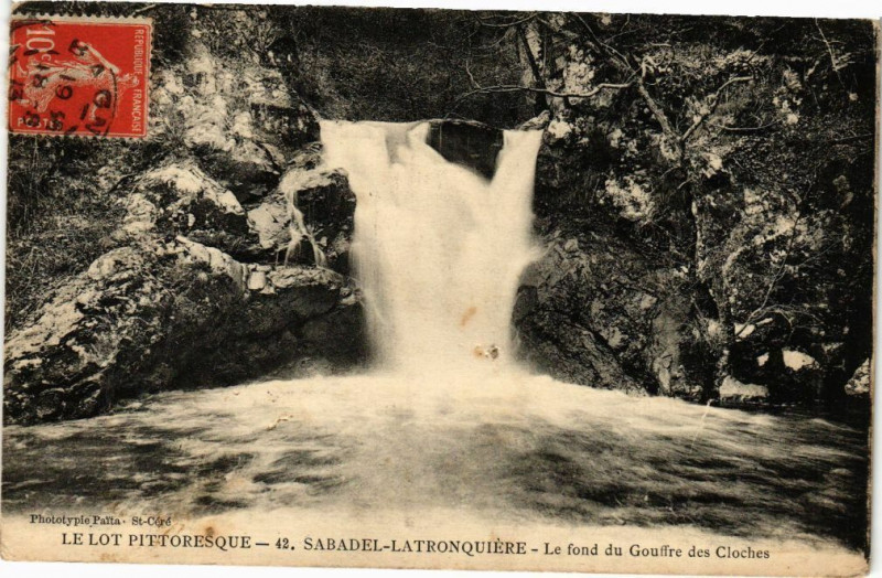 Carte postale ancienne Le Lot Sabadel-Latronquire - Le fond du Gouffre des Cloches