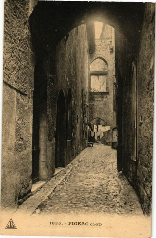 Carte postale ancienne Impasse des Pénitents Bleus à Figeac
