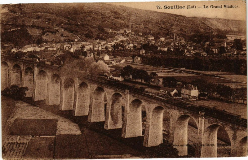 Carte postale ancienne Souillac - Le Grand Viaduc à Souillac