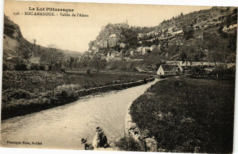 Carte postale ancienne Rocamadour-Vallée de l'Alzou à Rocamadour