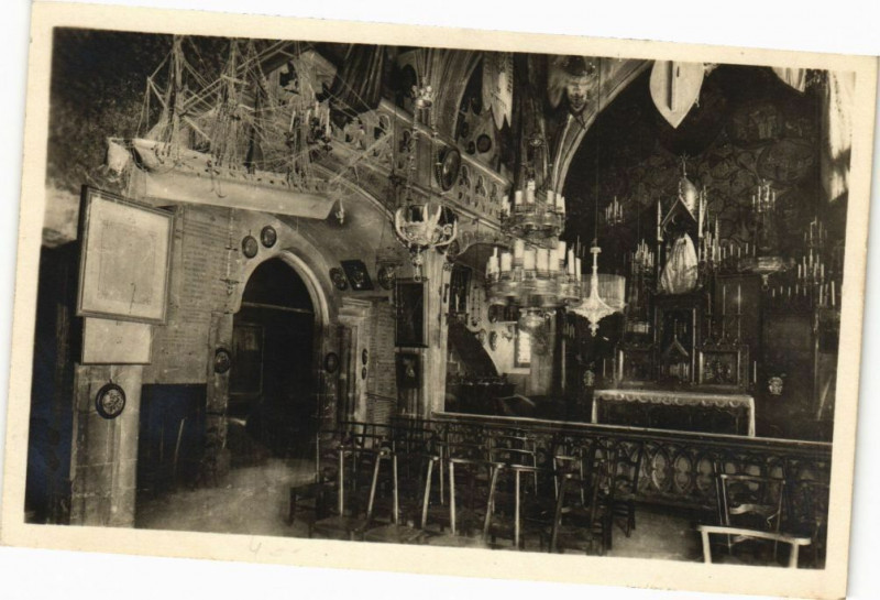 Carte postale ancienne Rocamadour-Interieur de la Chapelle à Rocamadour