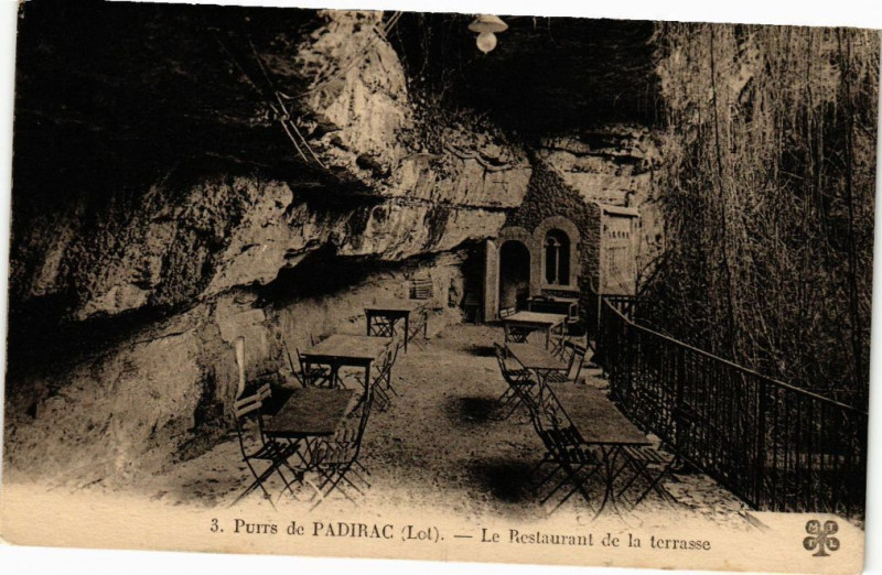 Carte postale ancienne Puits de Padirac-Le Restaurant de la terrasse à Padirac