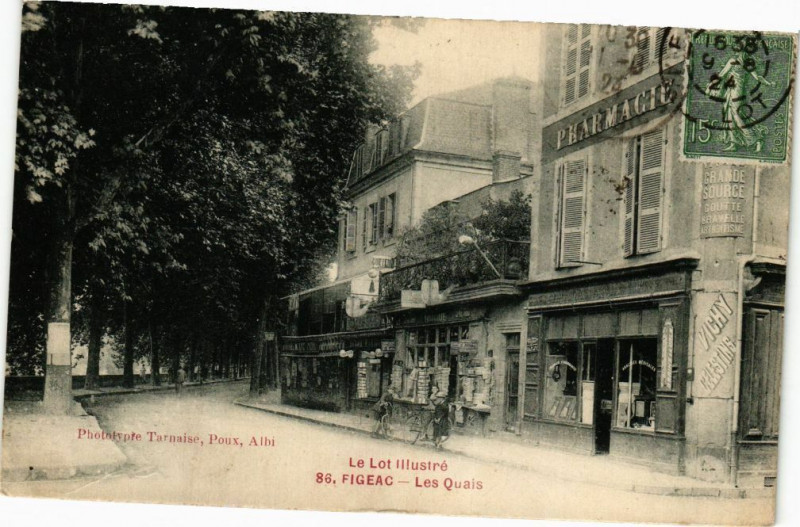 Carte postale ancienne Figeac-Les Quais à Figeac