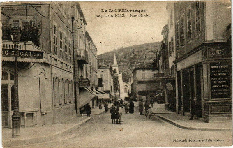 Carte postale ancienne Le Lot Pittoresque - Cahors - Rue Fenelon à Cahors