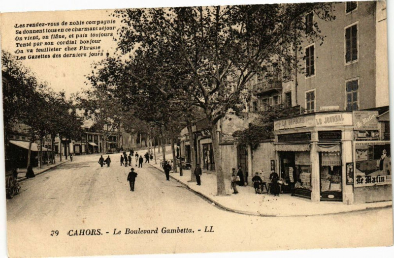 Carte postale ancienne Cahors - Le Boulevard Gambetta à Cahors