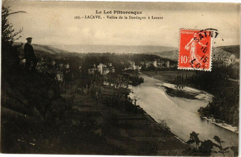 Carte postale ancienne Le Lot Pittoresque - Lacave - Vallée de la Dordogne a Lacave à Lacave