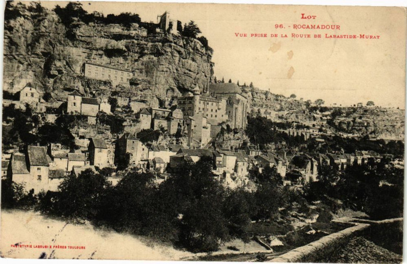 Carte postale ancienne Lot - Rocamodour - Vue Prise de la Route de Labastide-Murat