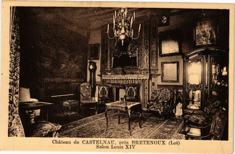Carte postale ancienne Chateau de Castelnau pres Bretenoux - Salon Louis Xiv à Bretenoux