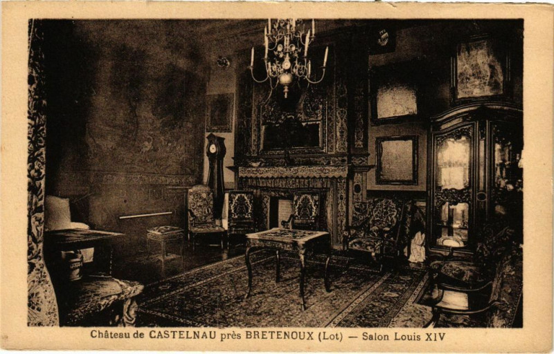 Carte postale ancienne Chateau de Castelnau pres Bretenoux - Salon Louis Xiv à Bretenoux