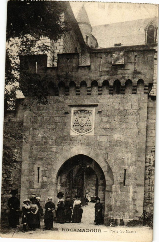 Carte postale ancienne Rocamadour-Porte Saint-Martial à Rocamadour