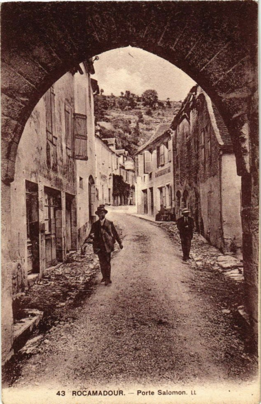 Carte postale ancienne Rocamadour-Porte Salomon à Rocamadour