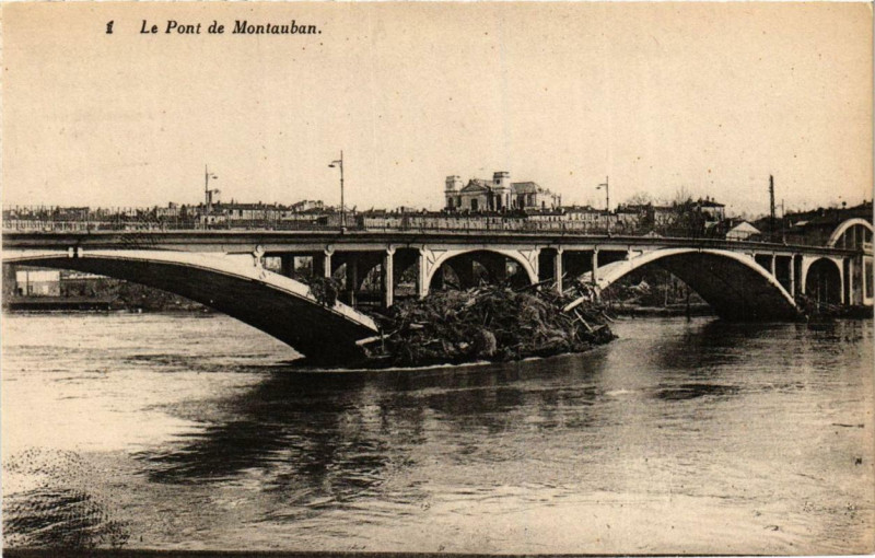 Carte postale ancienne Le Pont de Montauban à Montauban