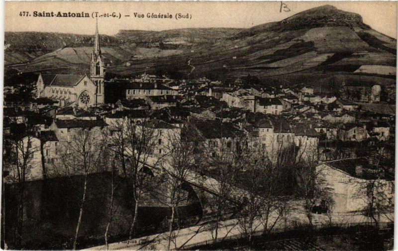 Carte postale ancienne Saint-Antonin Vue générale