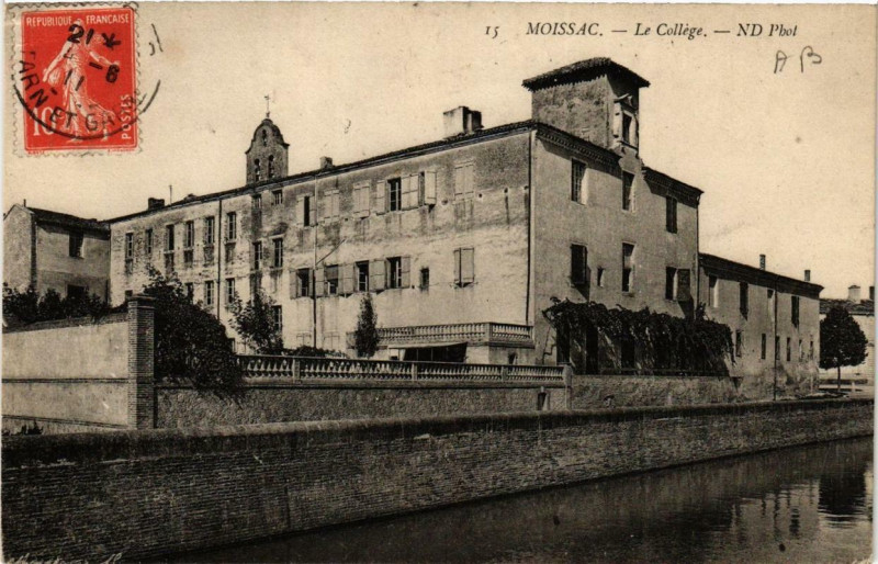 Carte postale ancienne Moissac Le College à Moissac