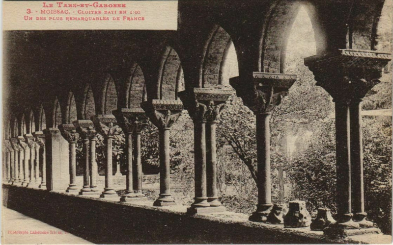 Carte postale ancienne Moissac Cloitre bati en 1100 France à Moissac