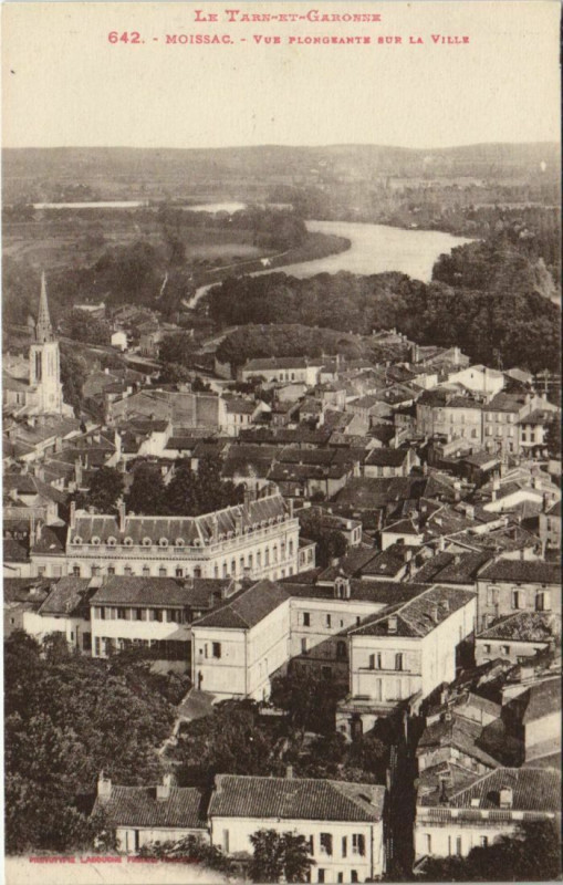 Carte postale ancienne Moissac vue plongeante sur la Ville France à Moissac