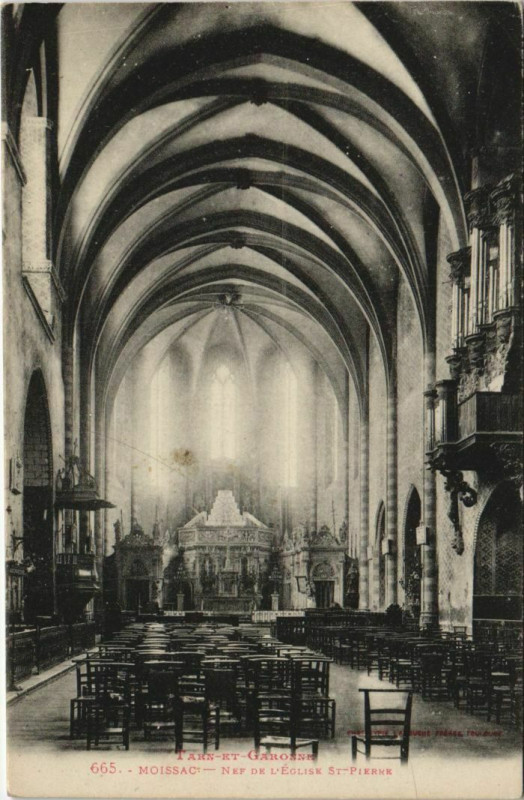 Carte postale ancienne Moissac Nef de l'Eglise Saint-Pierre France à Moissac
