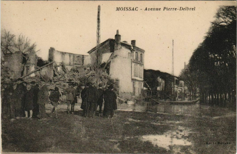 Carte postale ancienne Moissac Avenue Pierre Delbrel France à Moissac