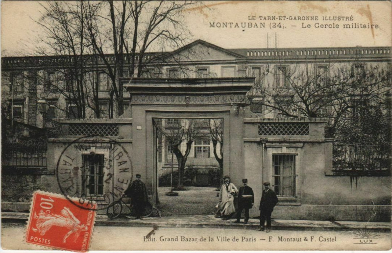 Carte postale ancienne Montauban Le Cercle militaire France à Montauban