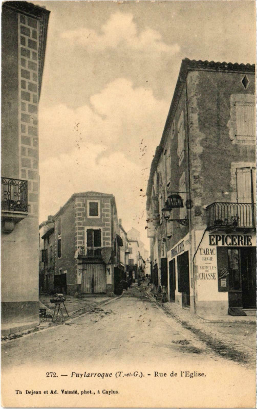 Carte postale ancienne Puylarrouqe Rue de l'Eglise