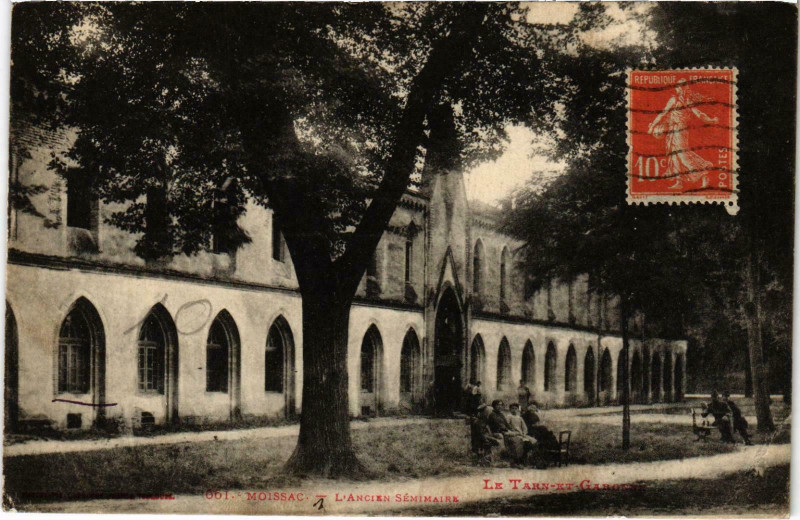 Carte postale ancienne Moissac L'Ancien Semimaire à Moissac