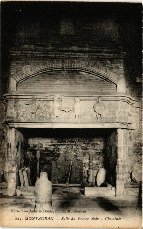 Carte postale ancienne Montauban - Salle du Prince Noir - Cheminée à Montauban
