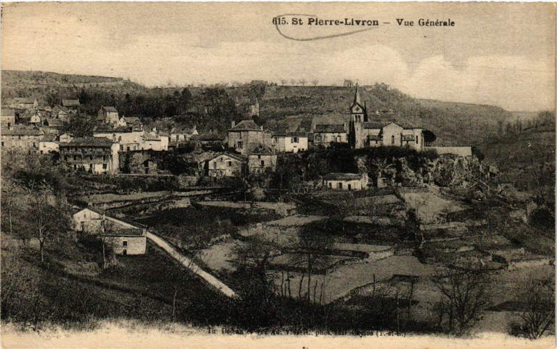 Carte postale ancienne Saint-Pierre-Livron - Vue générale