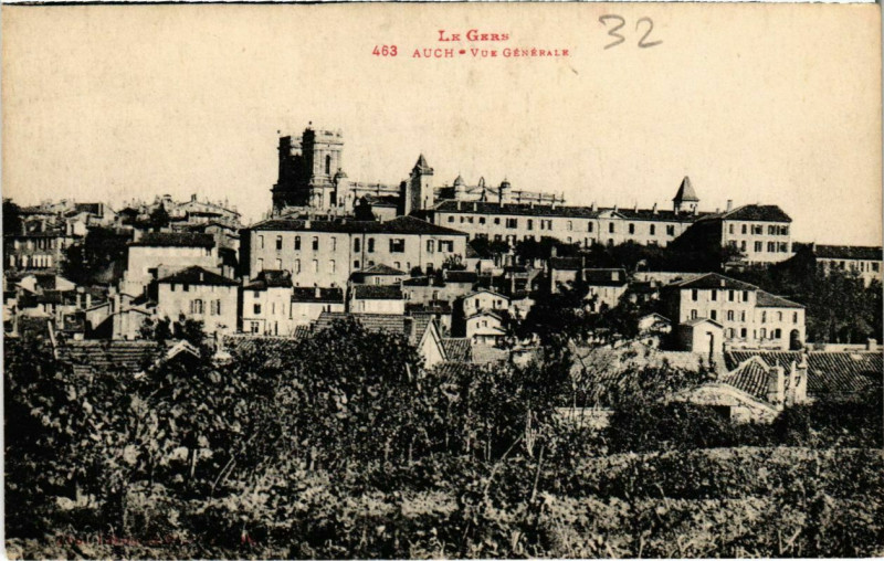 Carte postale ancienne Le Gers - Auch - Vue générale à Auch
