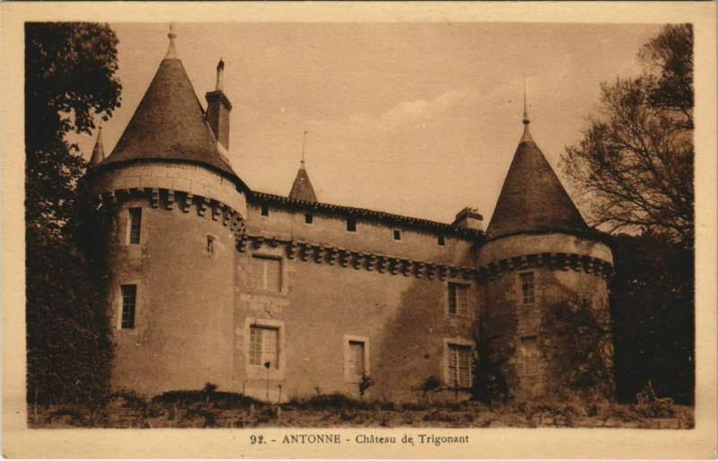 Carte postale ancienne Antonne - Chateau de Trigonant